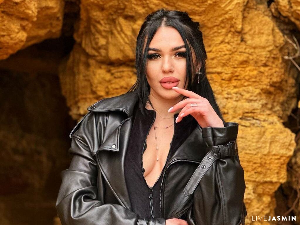 MariyaNovak LiveJasmin model profile