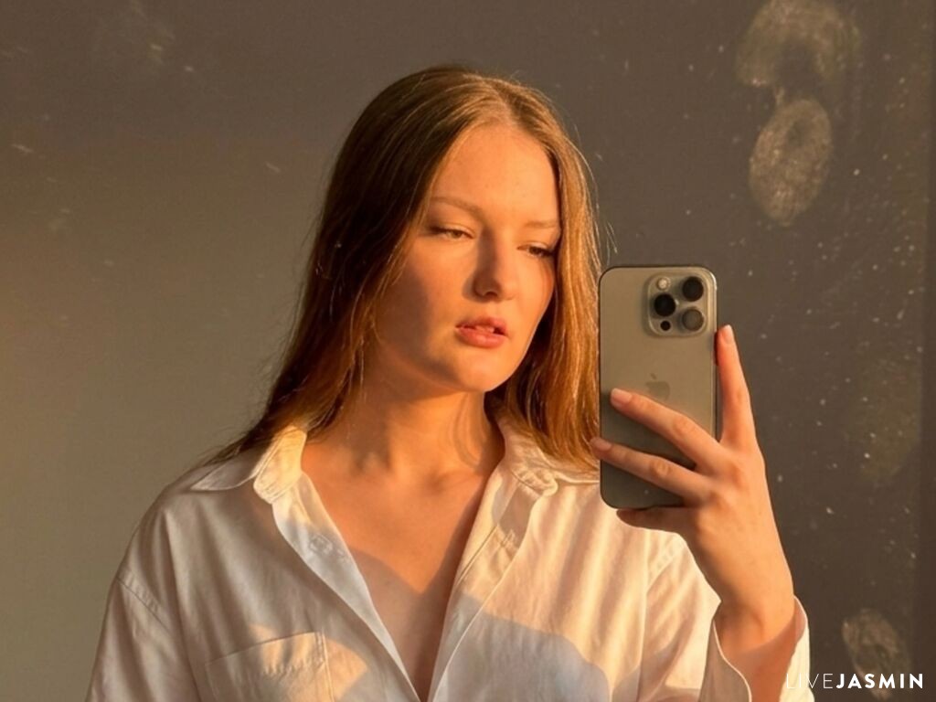 Browse MarvaMalouff live chat profile