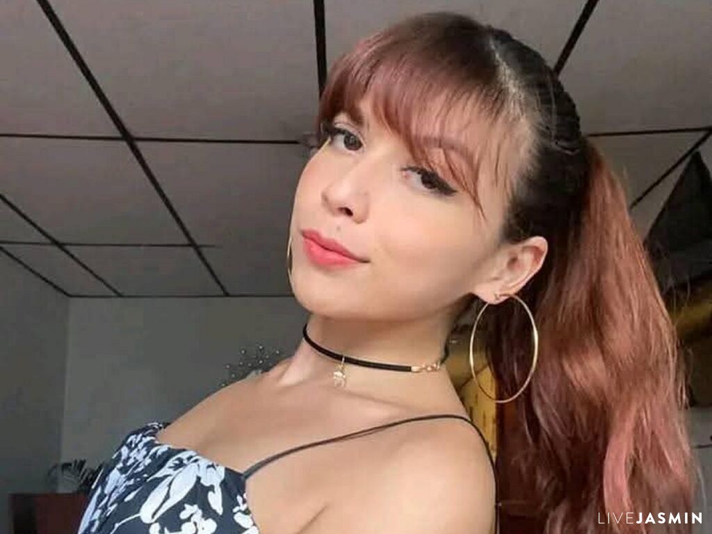 MeganCirus LiveJasmin model profile