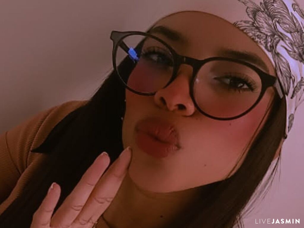 Profile photo for MeliWain