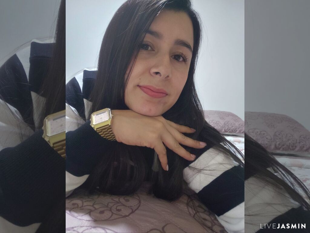 MelisaBlom live cam girl profile