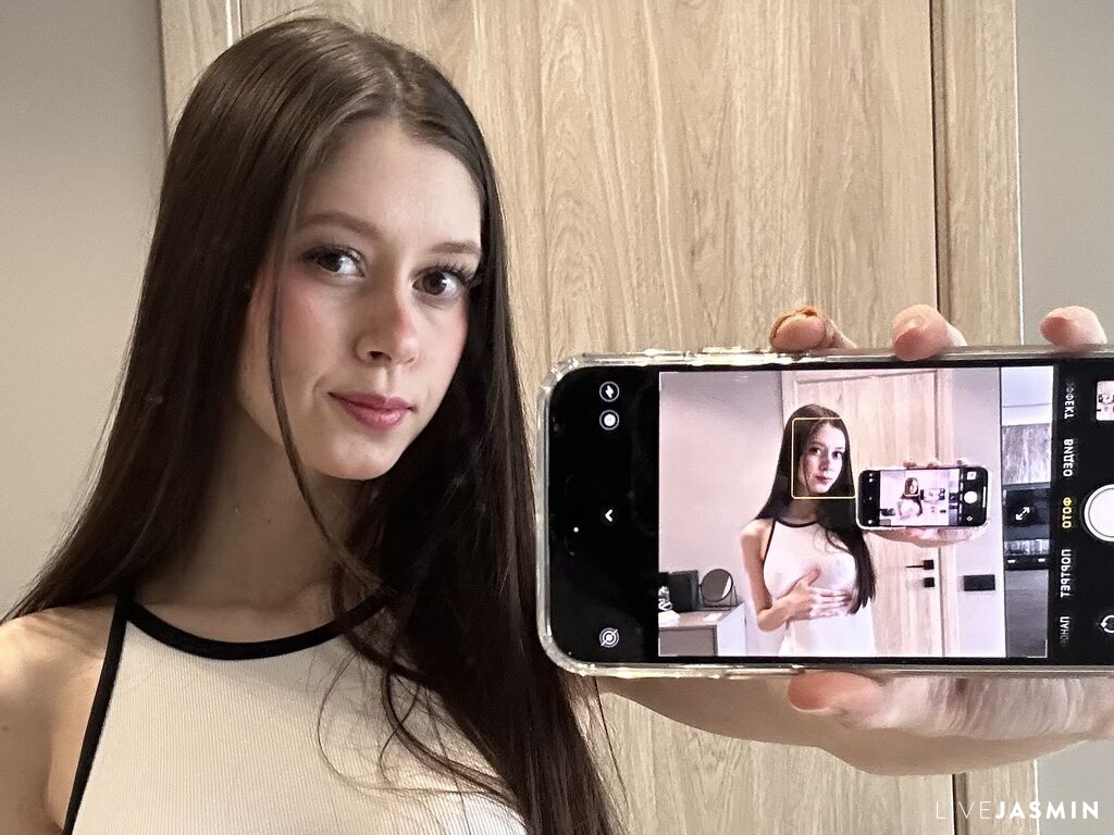 Live cam model MelissaMelis