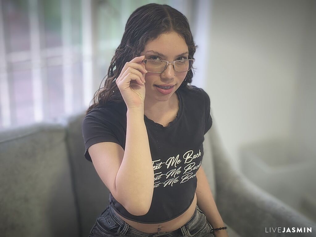MelissaSkye live cam girl profile