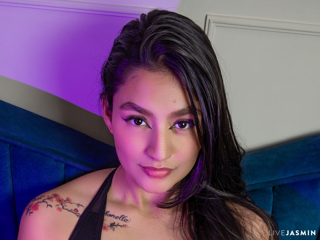 View MelissaThaylor cam profile and live status