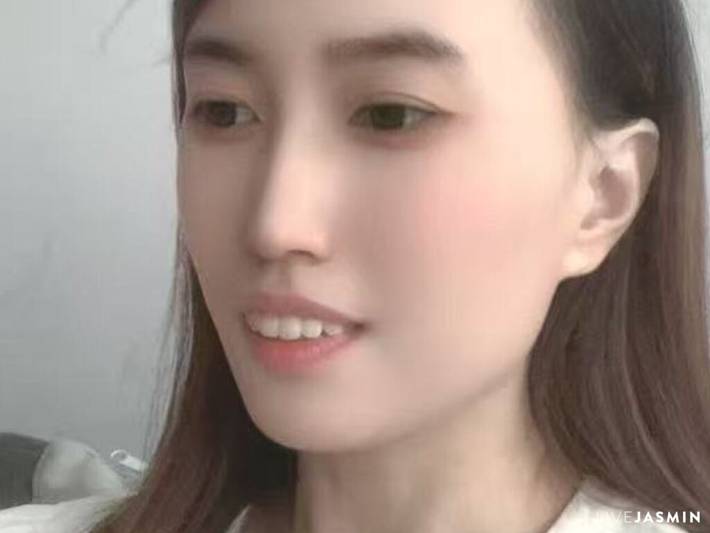 Profile photo for MengyinggYe