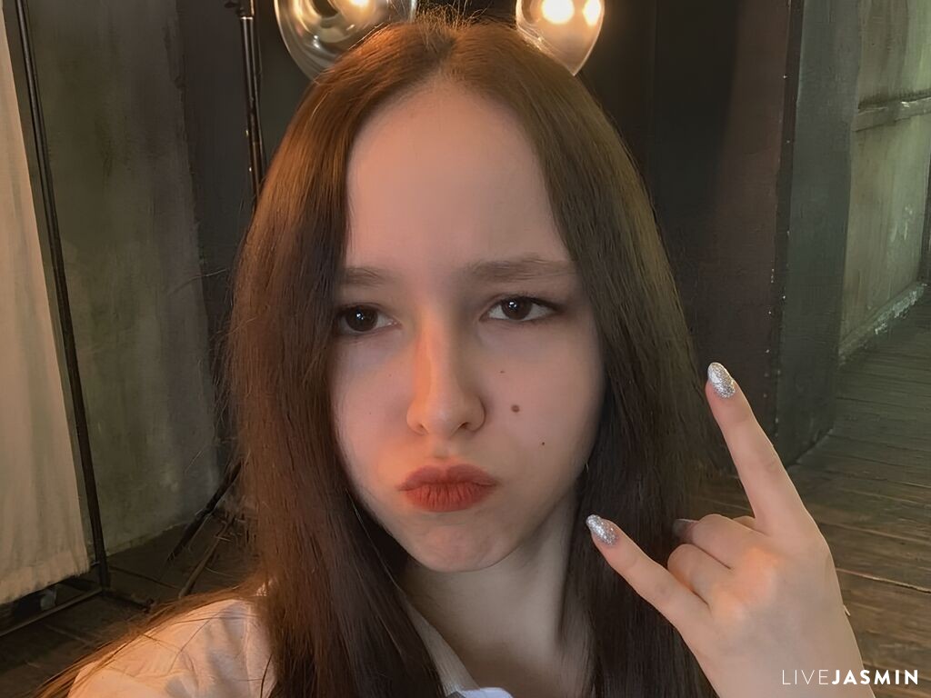 Profile photo for MiaChelbe