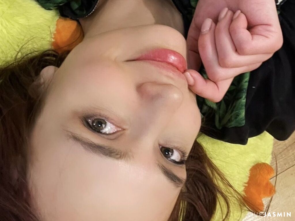 MishaFernandez LiveJasmin model profile