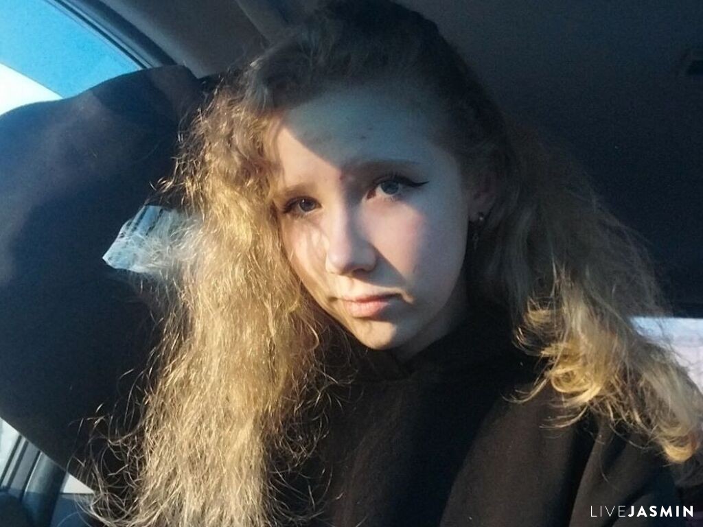 Browse NancyLindemann live chat profile
