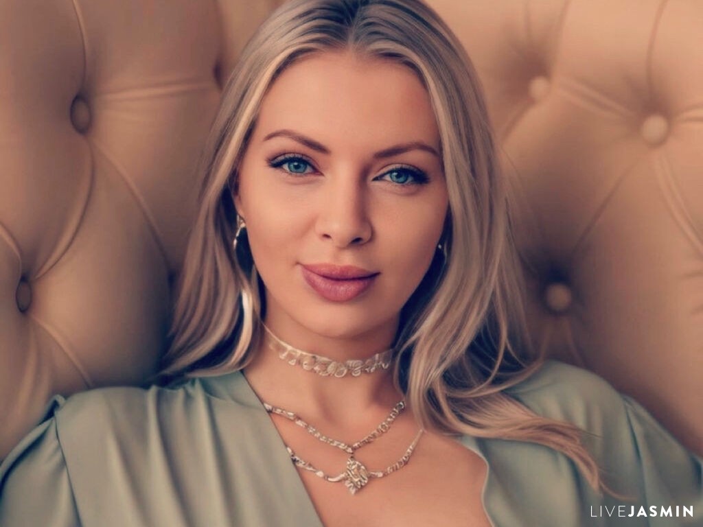 Live cam model NatalieRain