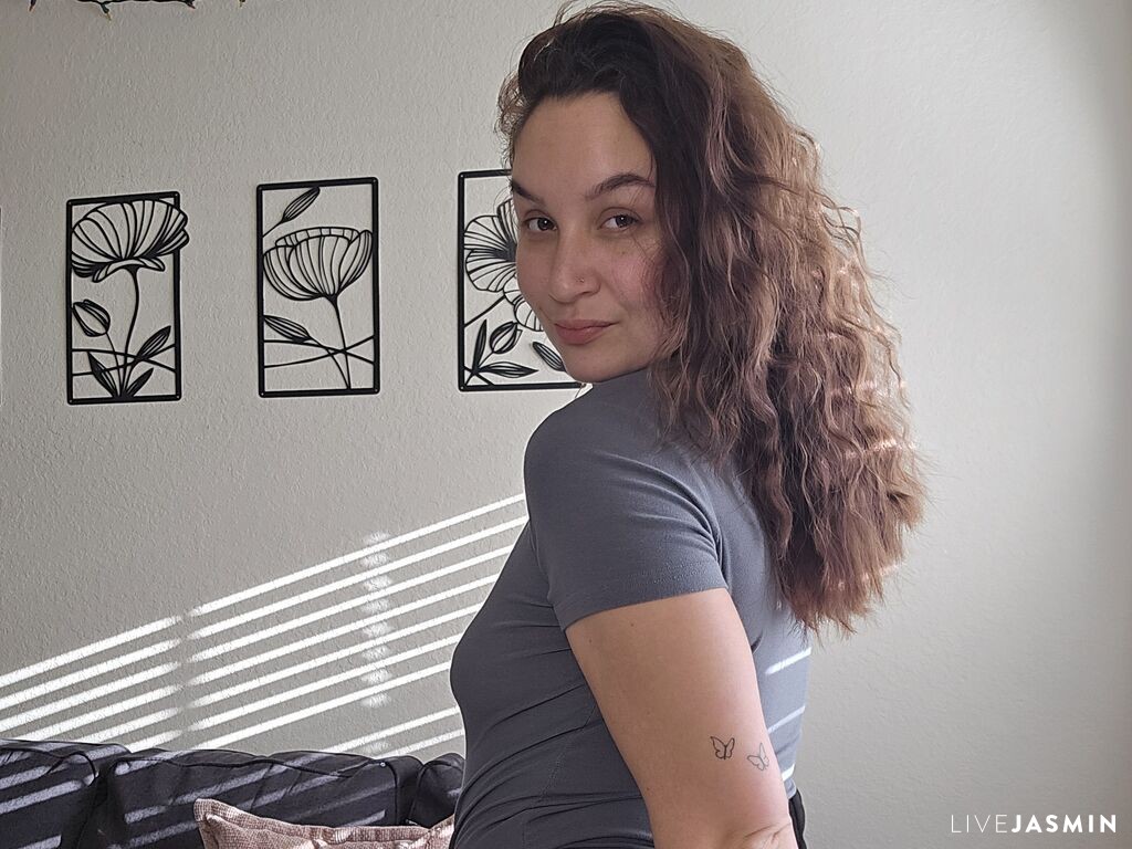 NatalieRivers live cam girl profile