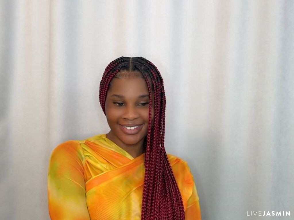 View Novva cam profile and live status