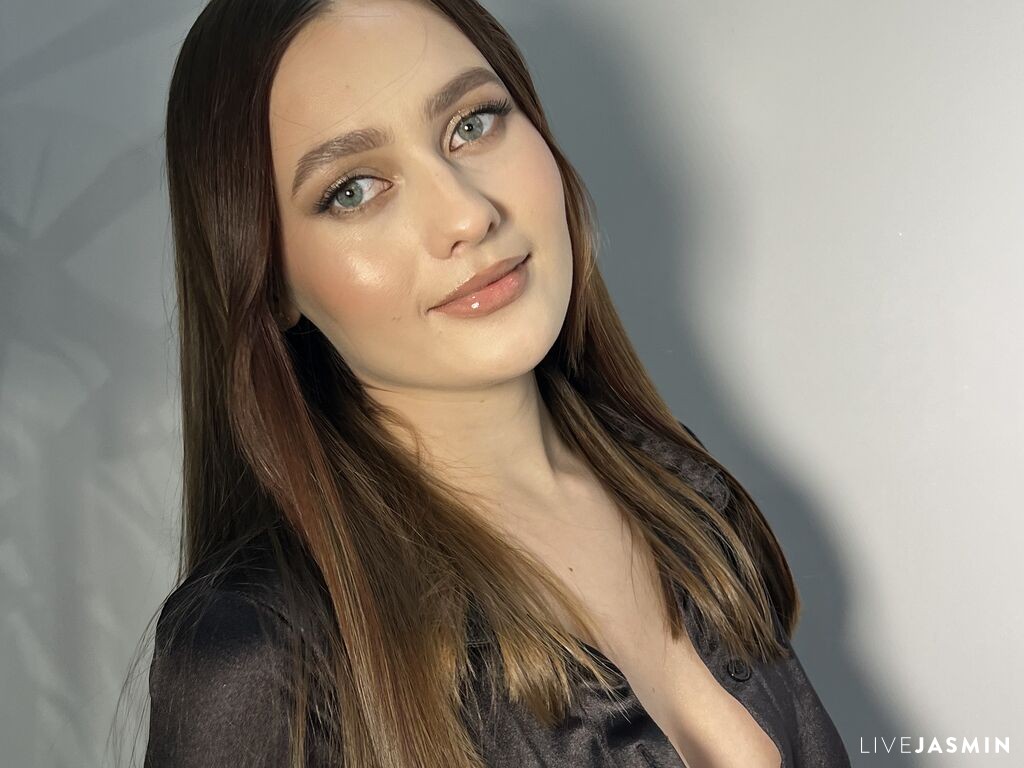 OksanaFlower LiveJasmin model profile