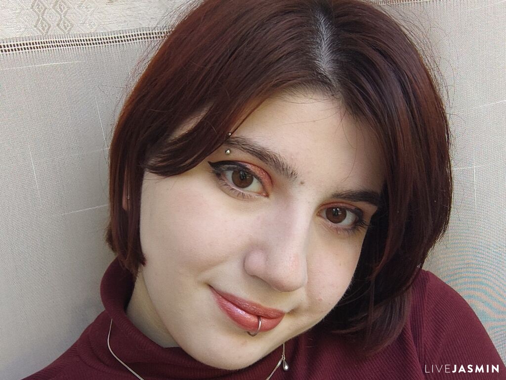 OrianaSecret LiveJasmin model profile