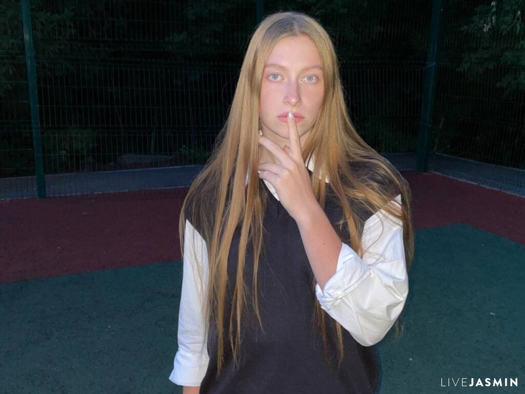Browse PandoraPoteat live chat profile