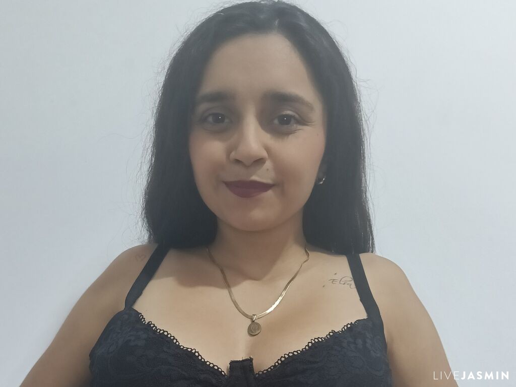 PaolaDuke LiveJasmin model profile