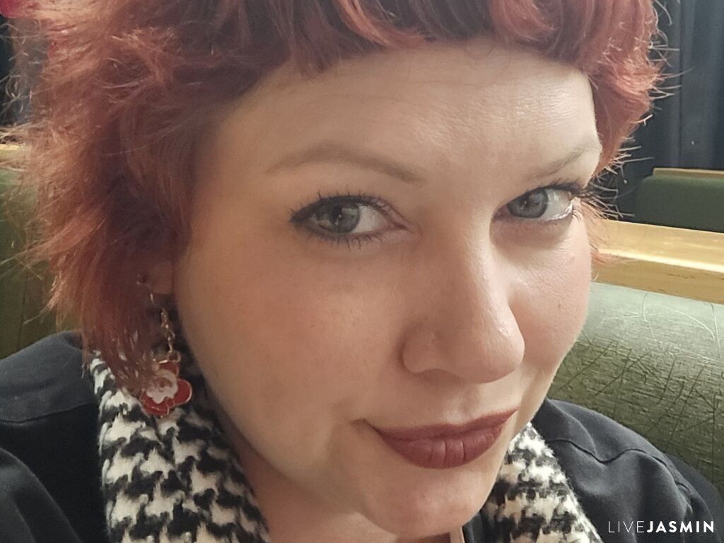 Profile photo for PoppyKryze