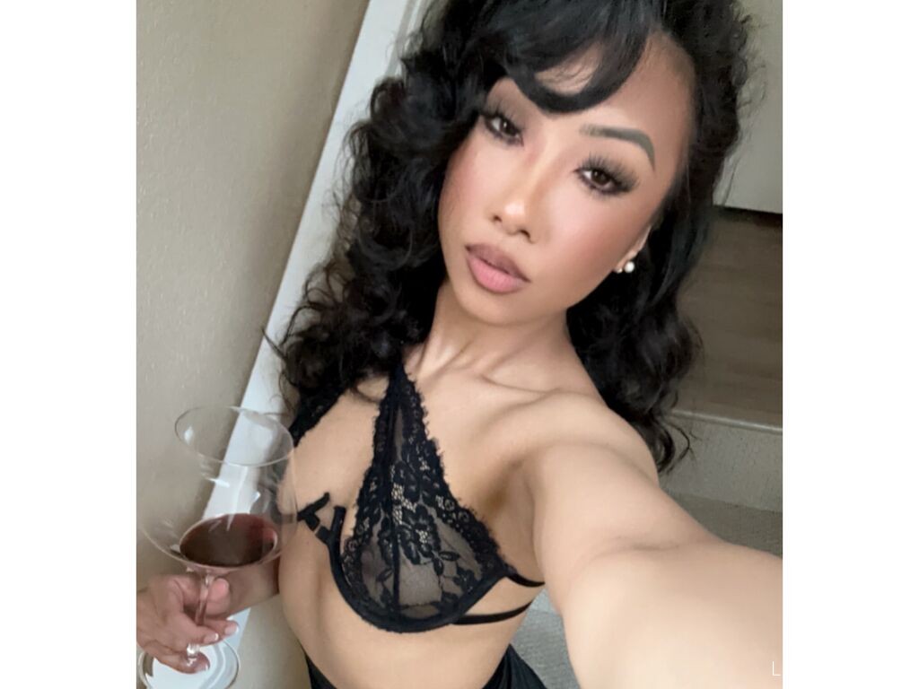 View PreeminentJessss cam profile and live status