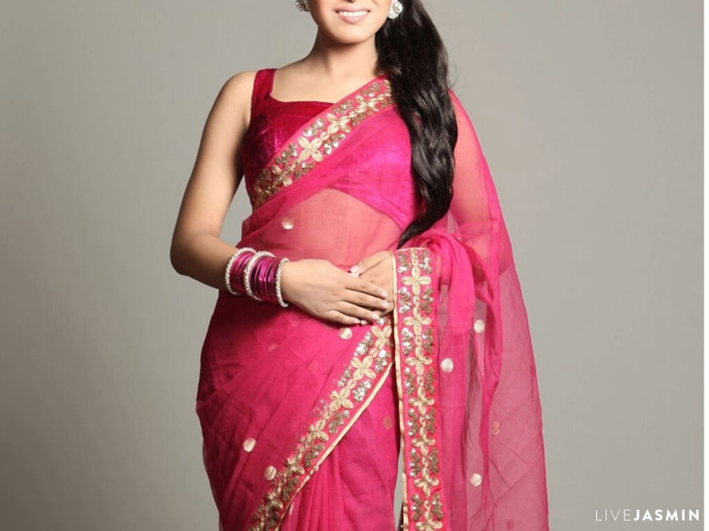 Profile photo for PriyaArmani