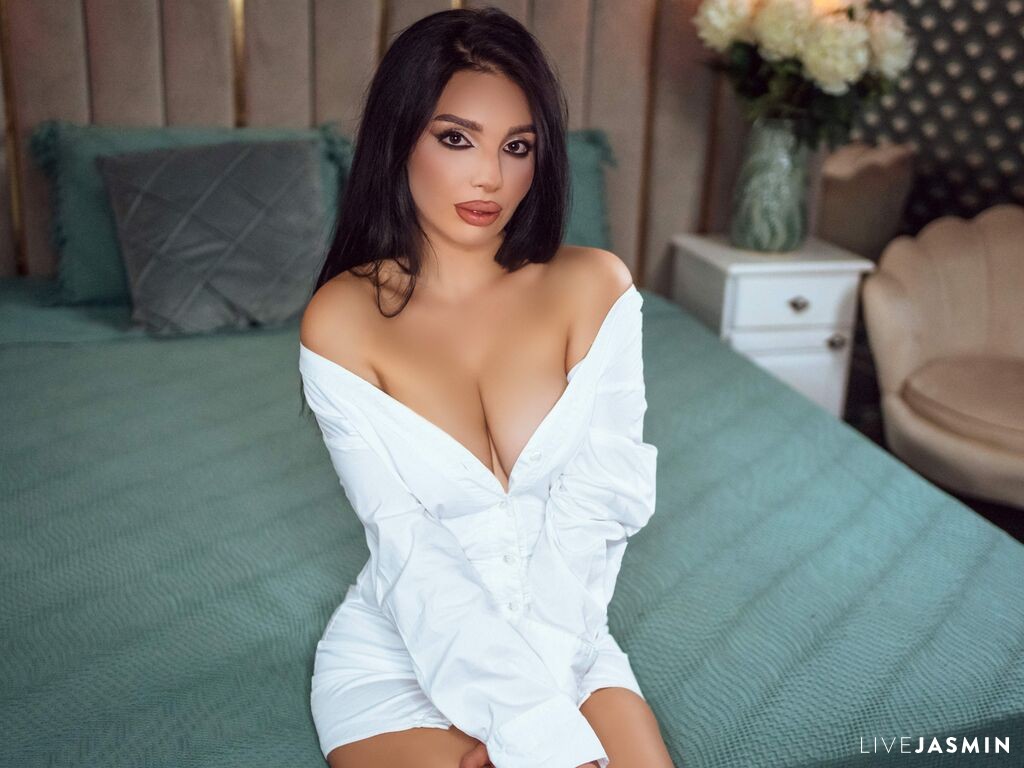 RaileyCarter live cam girl profile