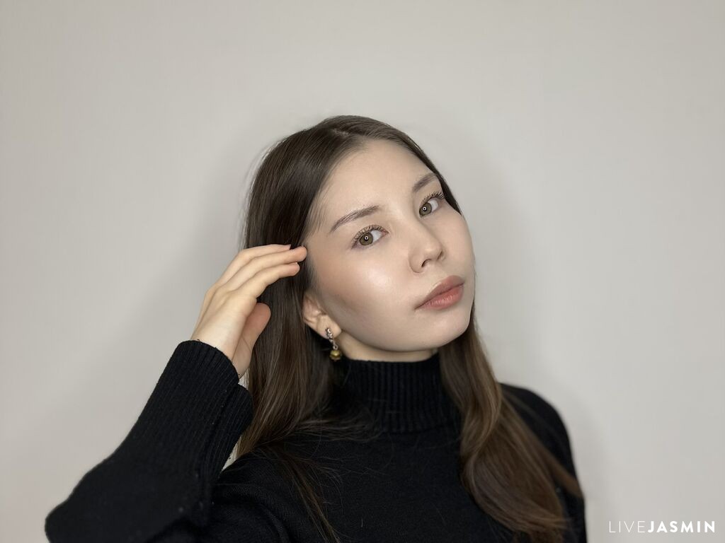 ReenaHarmen LiveJasmin model profile