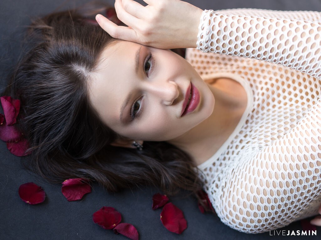 Browse RitaMoonllight live chat profile