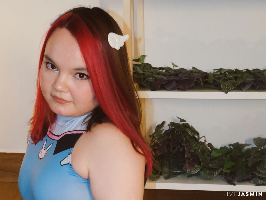 Live cam model RoseLuviella