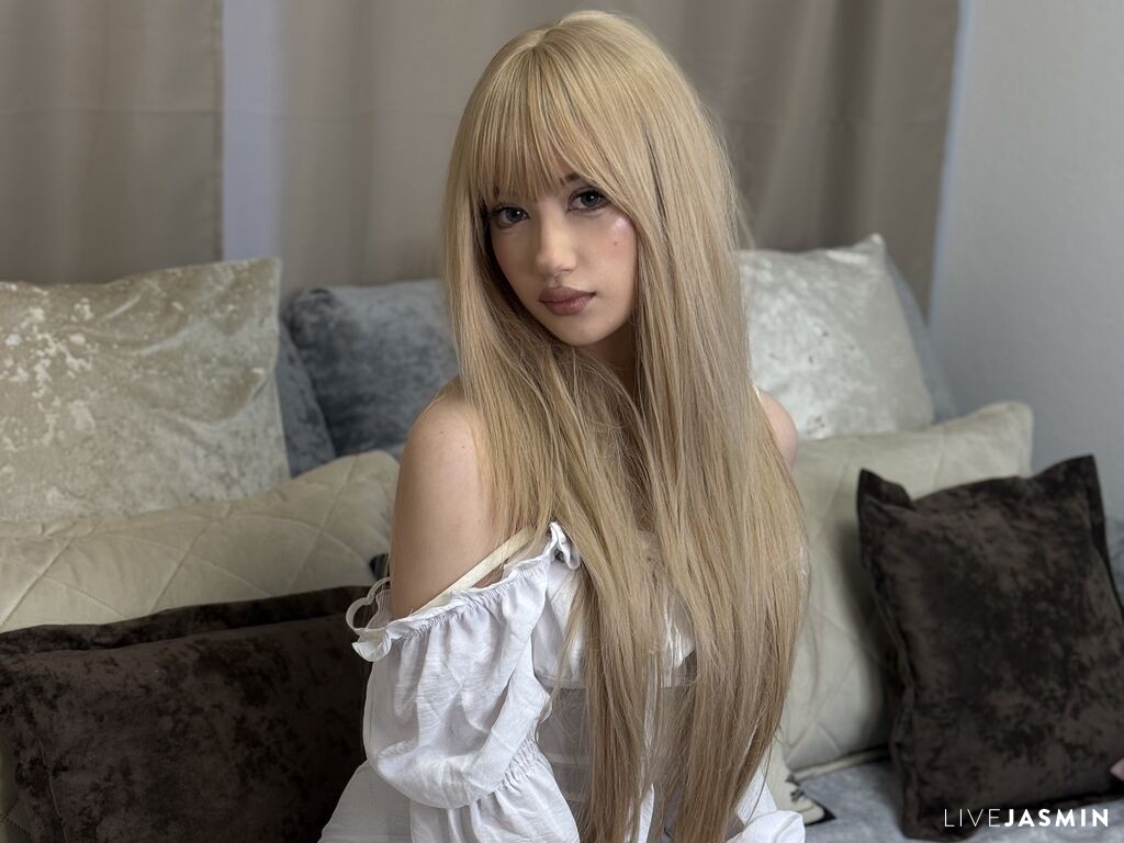 Browse SabrinaSteels live chat profile