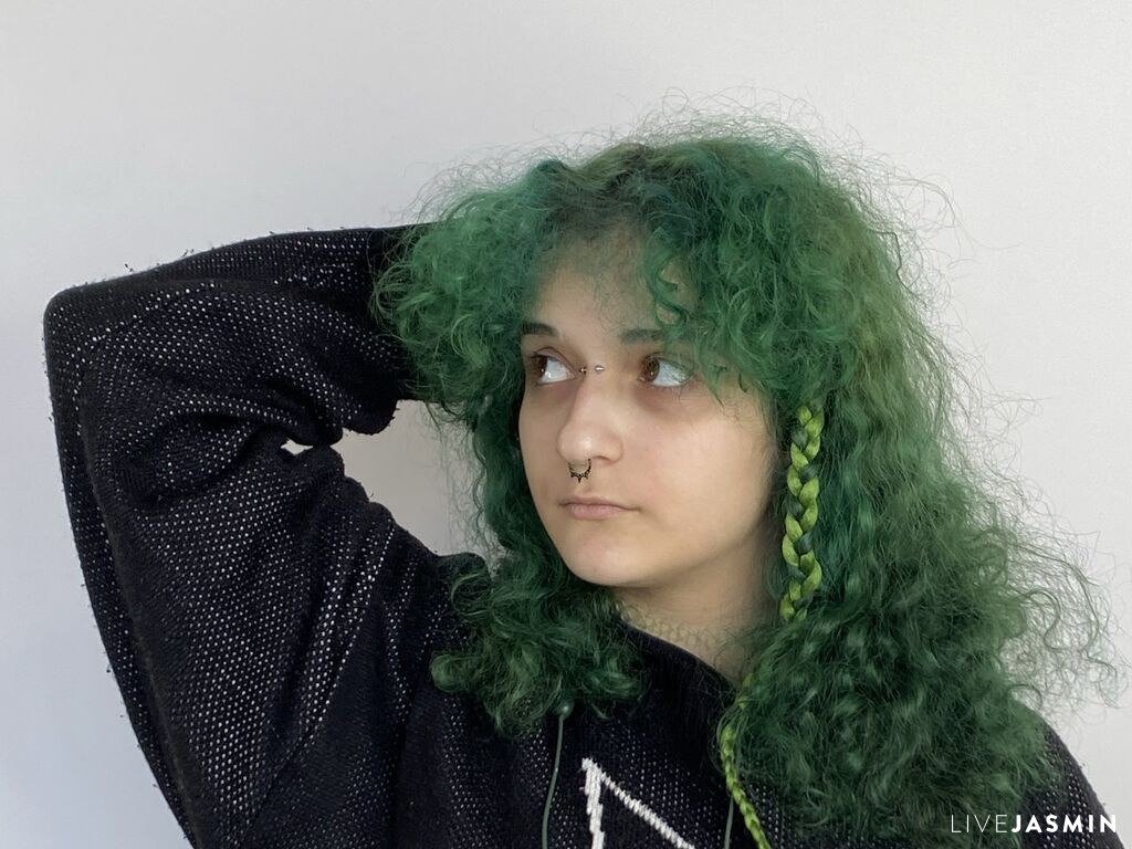SamellaMagowan LiveJasmin model profile