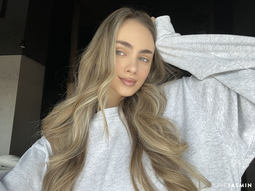 Live cam model SaraLinton