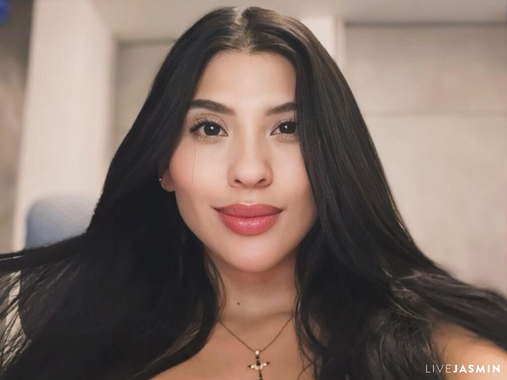 Live cam model SaraVacchi