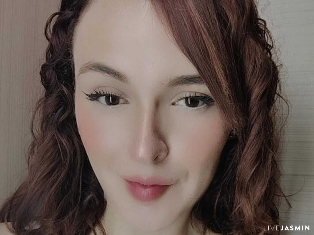 Live cam model SarahCorner