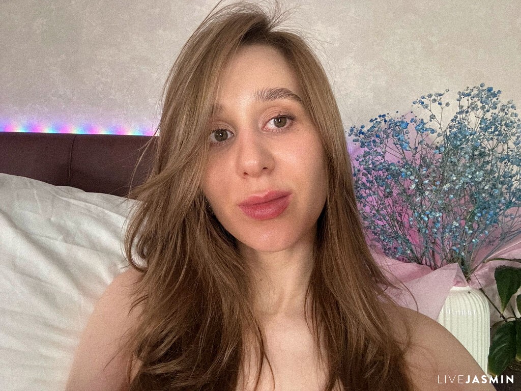 Live cam model ScarletKunis