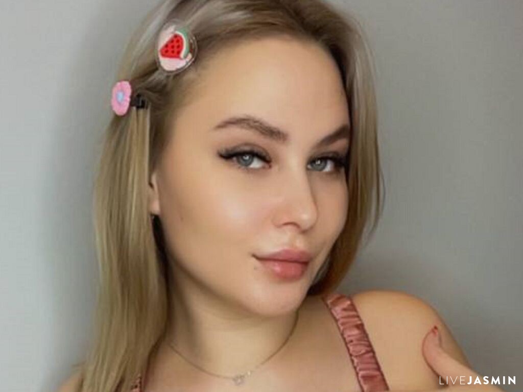SheilaRich live cam girl profile