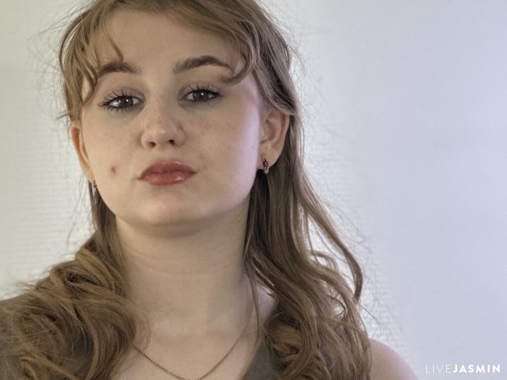 Live cam model ShelbyGootee