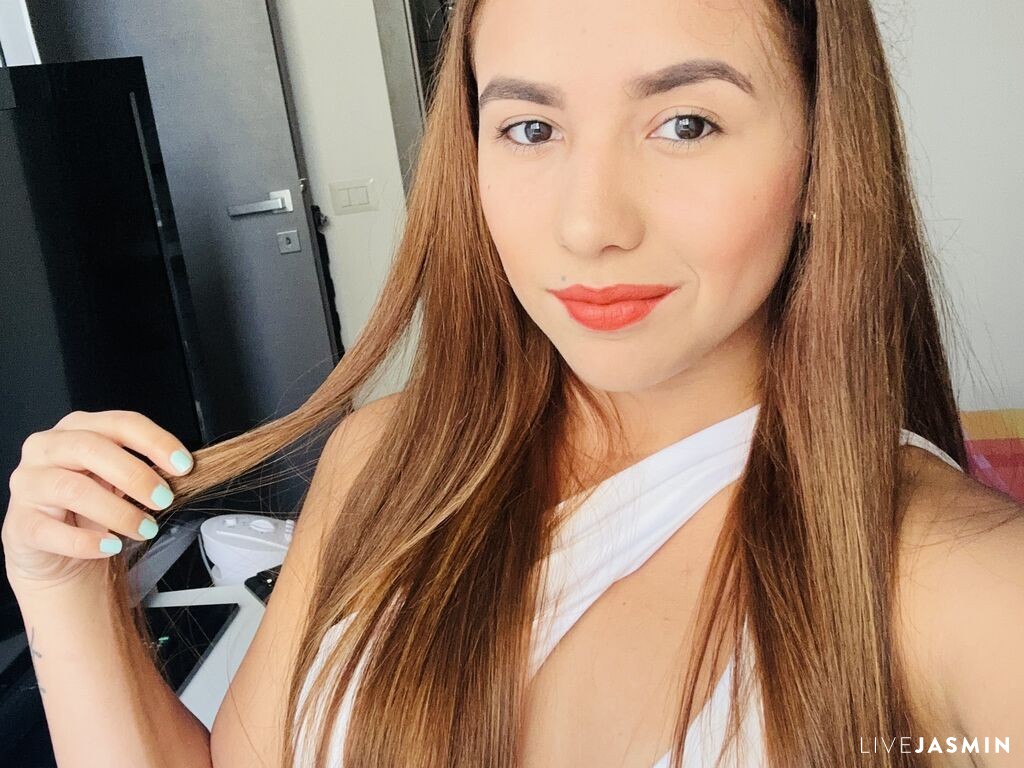 Live cam model SofiaLondres