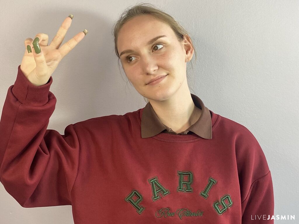 Live cam model SummerEllie