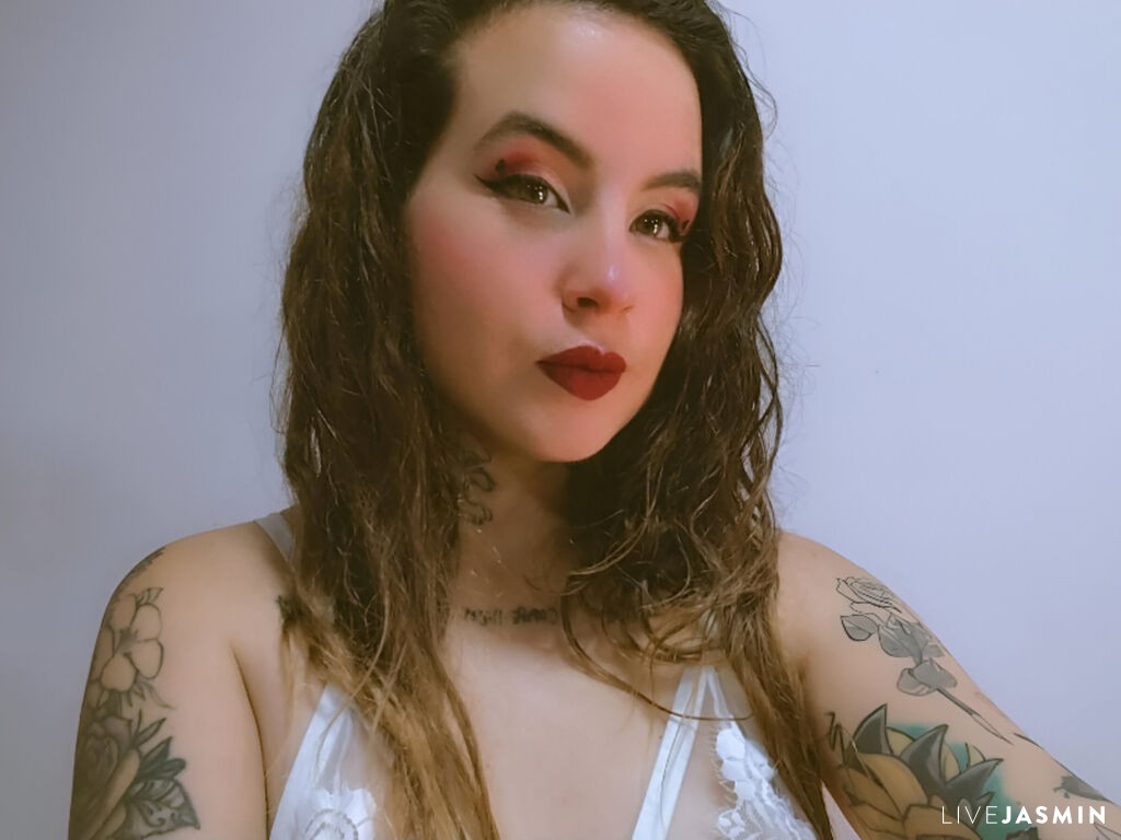 Live cam model SunnerJames