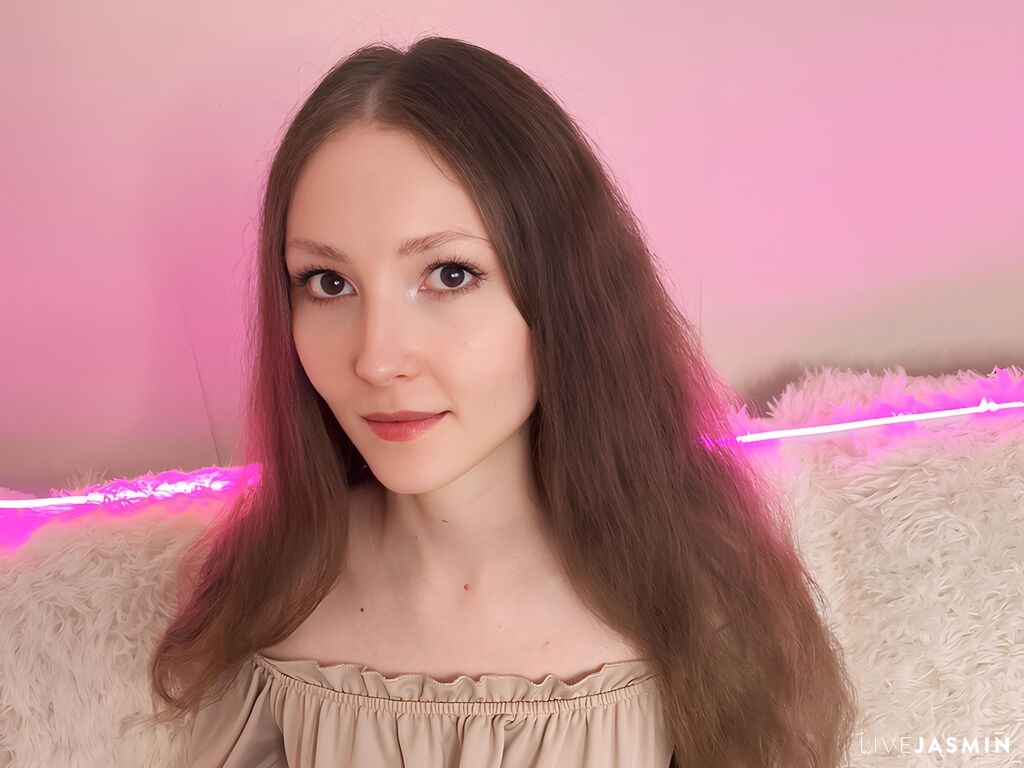Browse SwitLilit live chat profile
