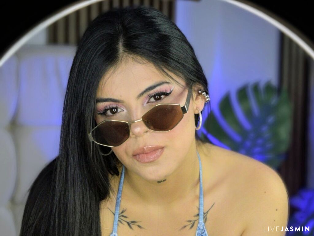 Live cam model TamiraWitsel
