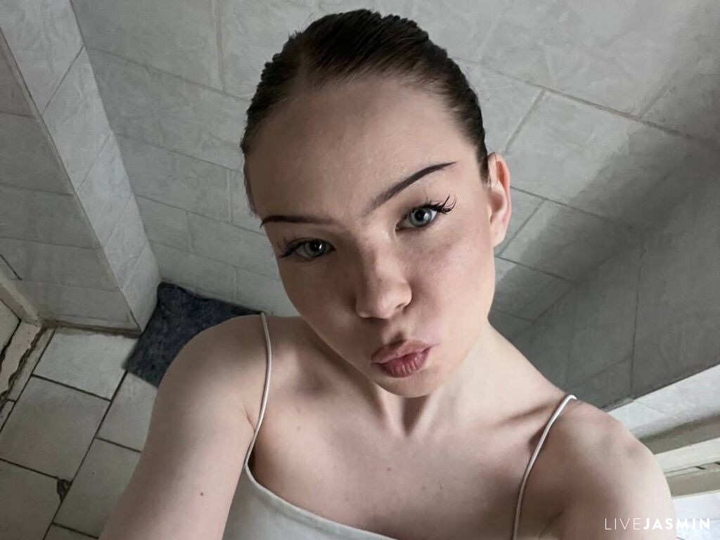 Live cam model TiffanyRichards