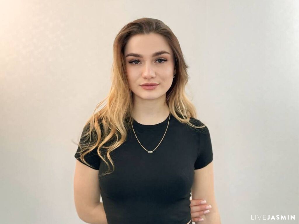 Live cam model ToccaraWestmark
