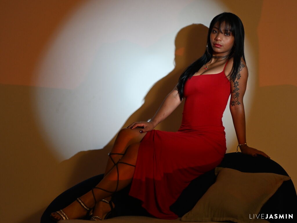 Live cam model ValentinaKross