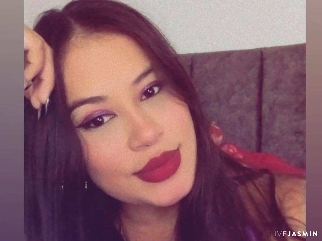 Live cam model ValeriaNyx
