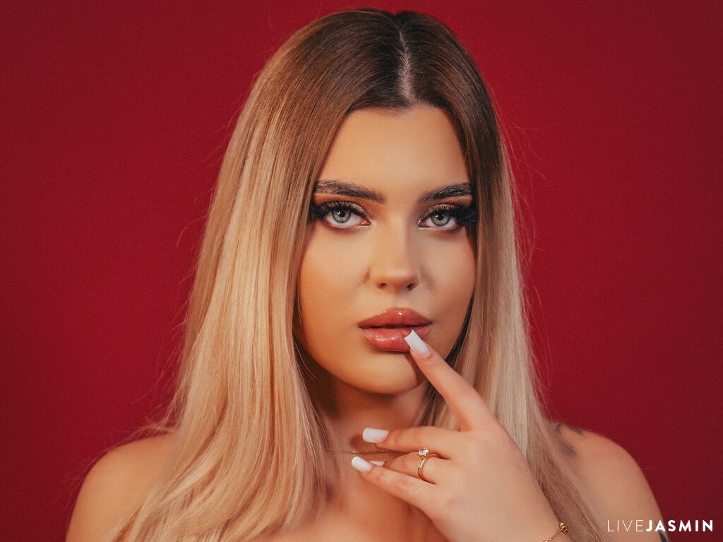 ValerieGracy LiveJasmin model profile