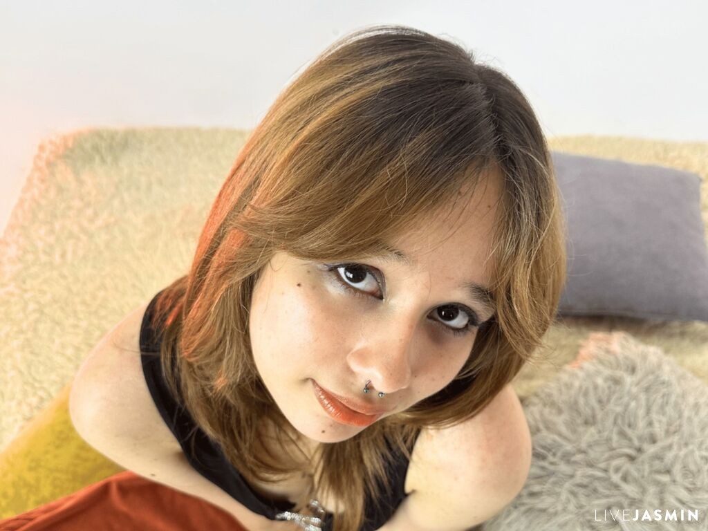 Live cam model ValeryRhouge