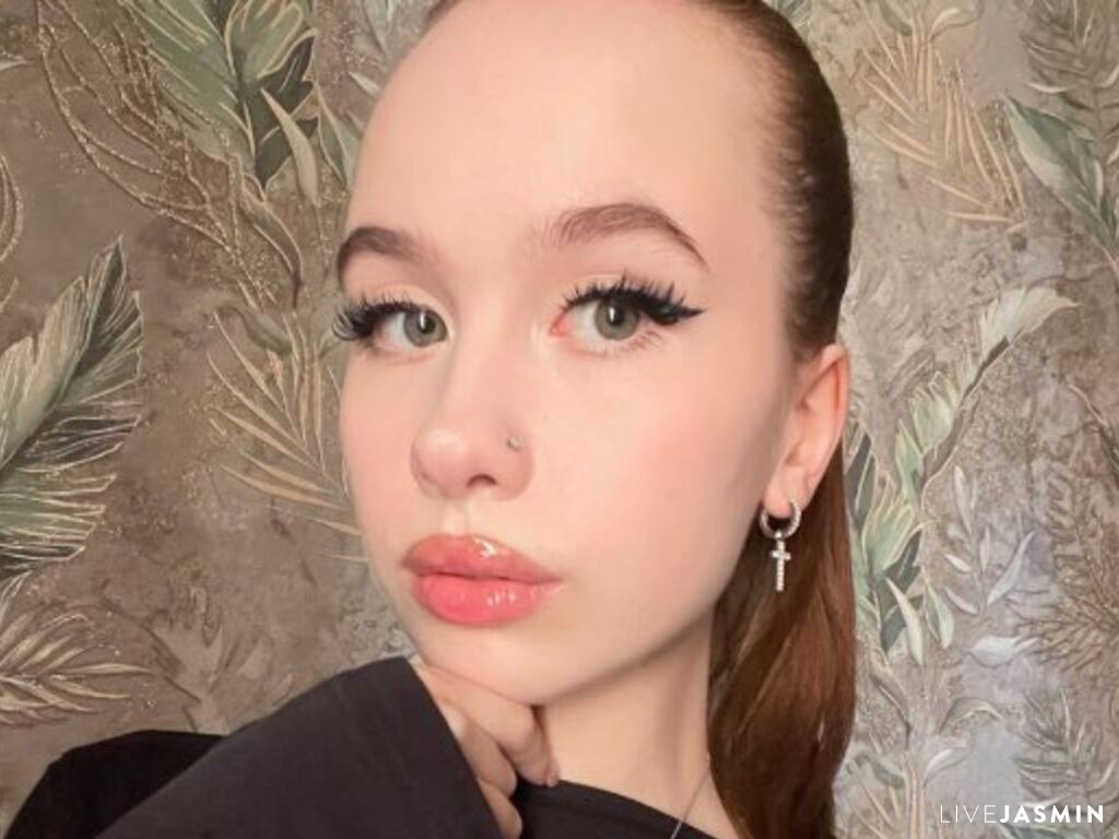 Live cam model VelvetForst