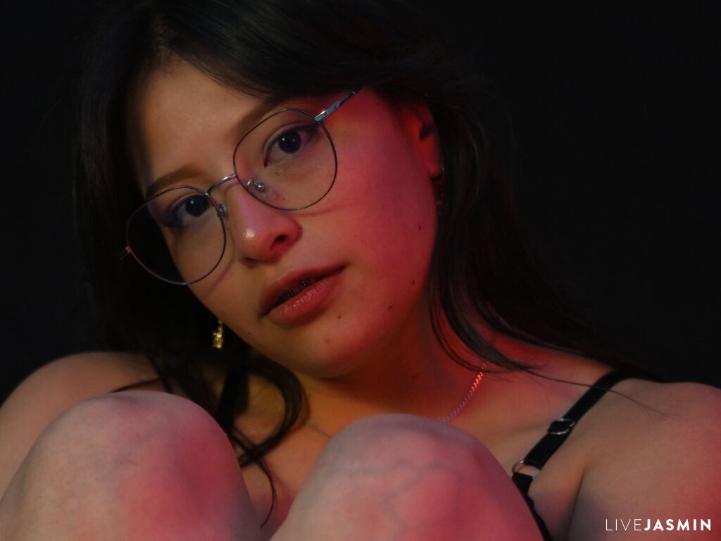 Live cam model VictoriaLaurenn