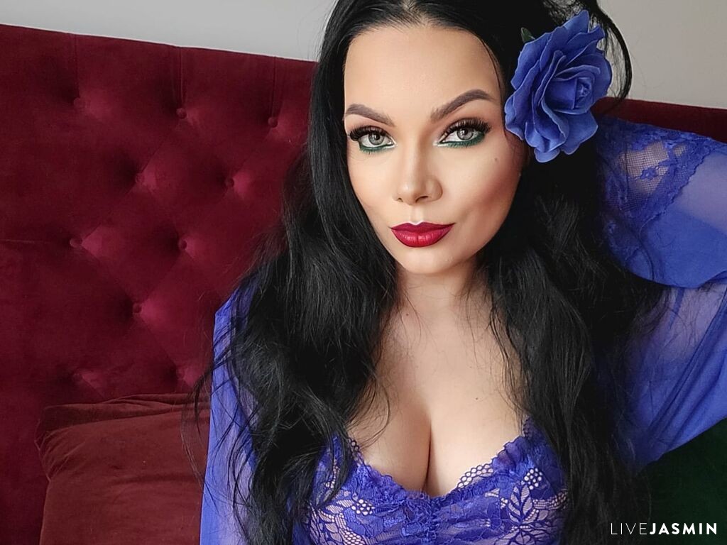 Live cam model VictoriaMinha