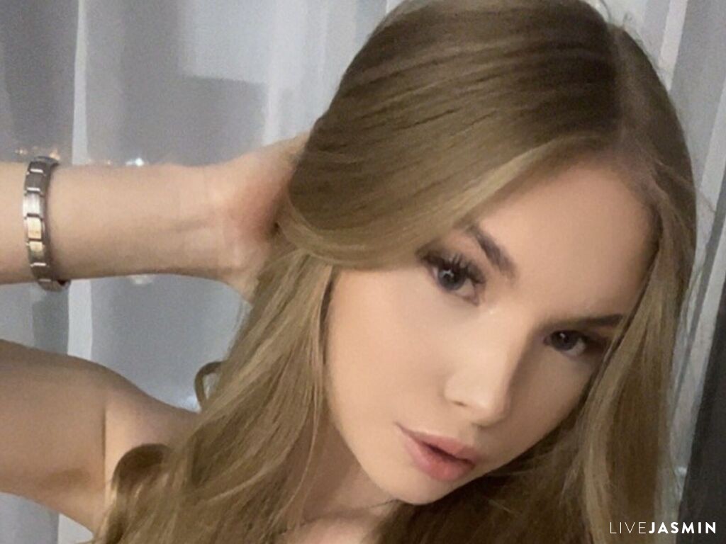 ViolaFausel online live cam profile