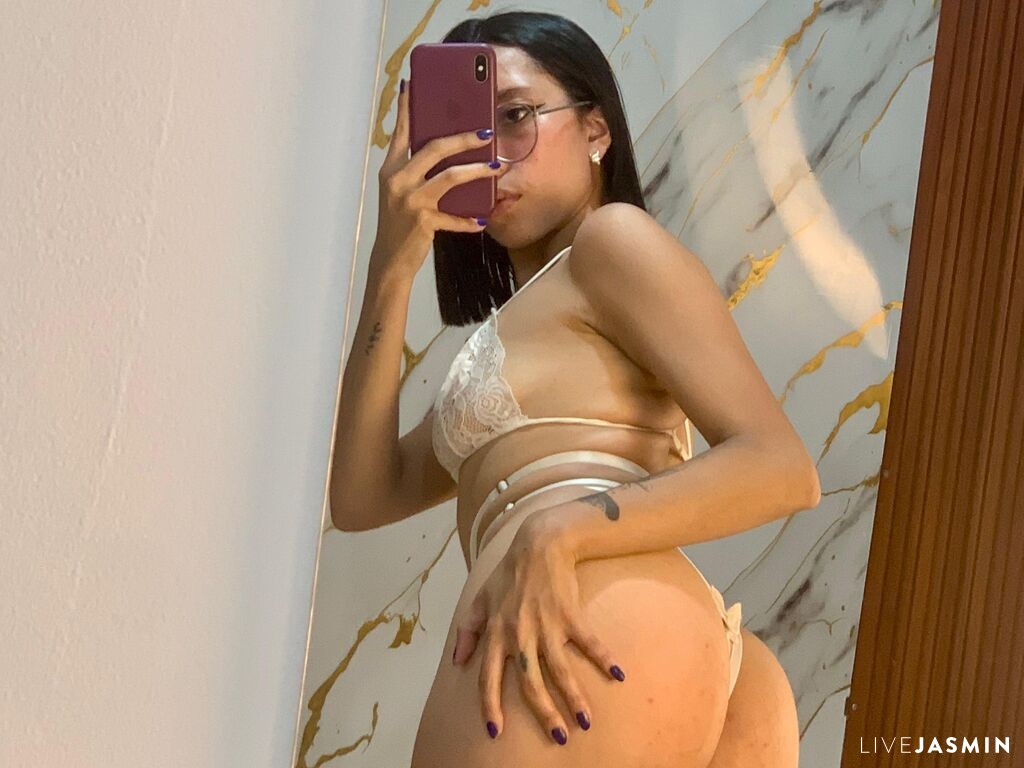Live cam model VioletaMonrooe